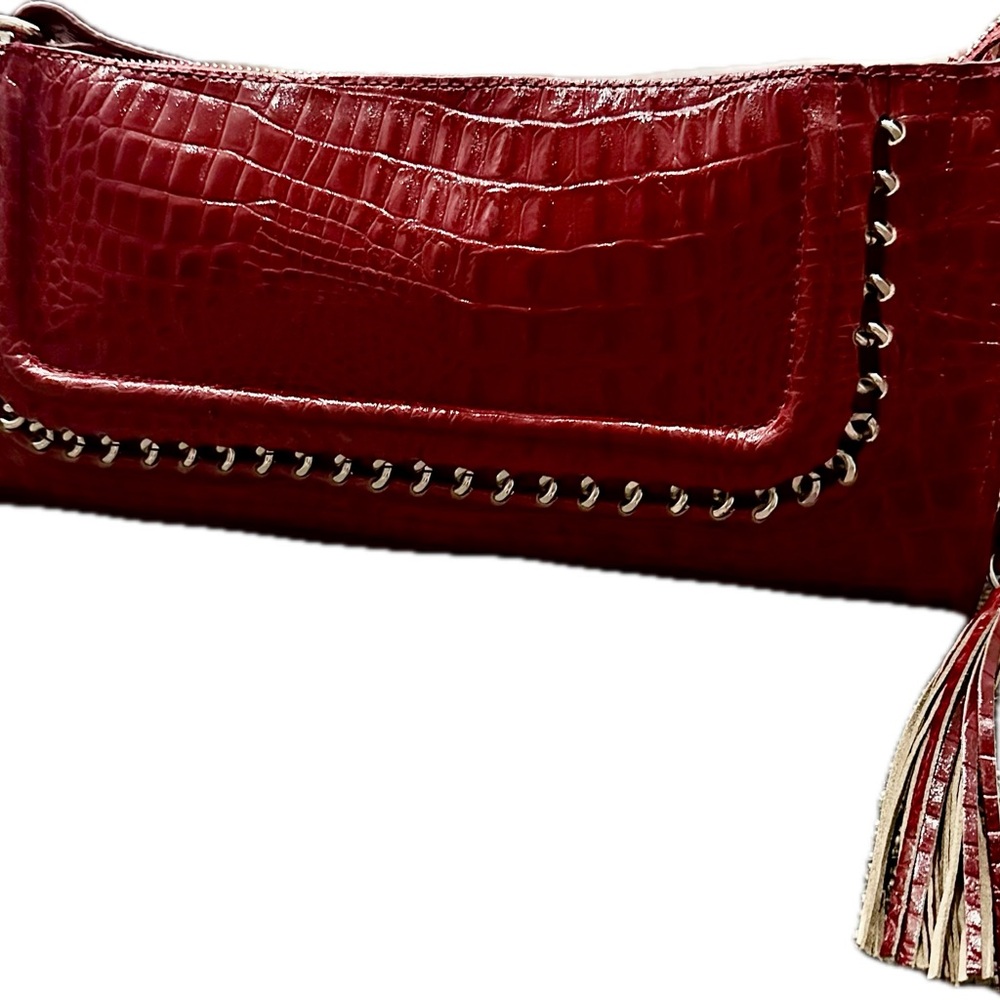 Elegant Red Croc-Embossed Women's Bag